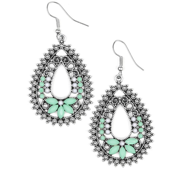 Earrings - Picture 2 of 16